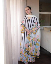 Hania Amir - Digital Printed 3 Piece Swiss Lawn With Voil Lawn Dupatta